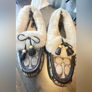 Coach Fiona Signature & Leather Shearling Moccasin Slippers Khaki